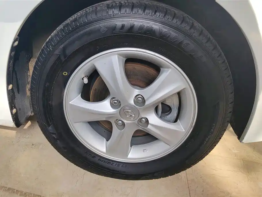 Hyundai Verna 2014 1.4L Automatic Smart GLS фото 6