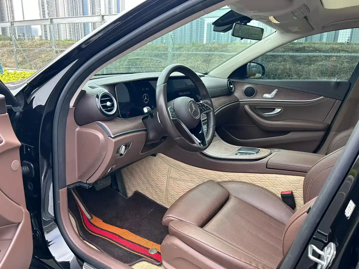 Mercedes-Benz E-Class 2022 E 260 L фото 3