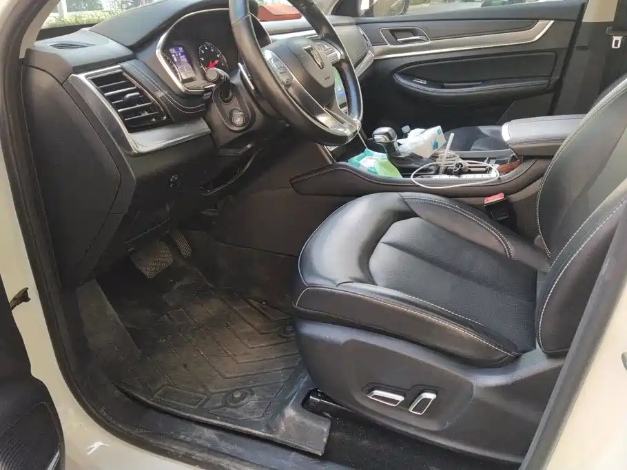 Roewe RX8 2023 2019 30T 2WD Flagship Edition