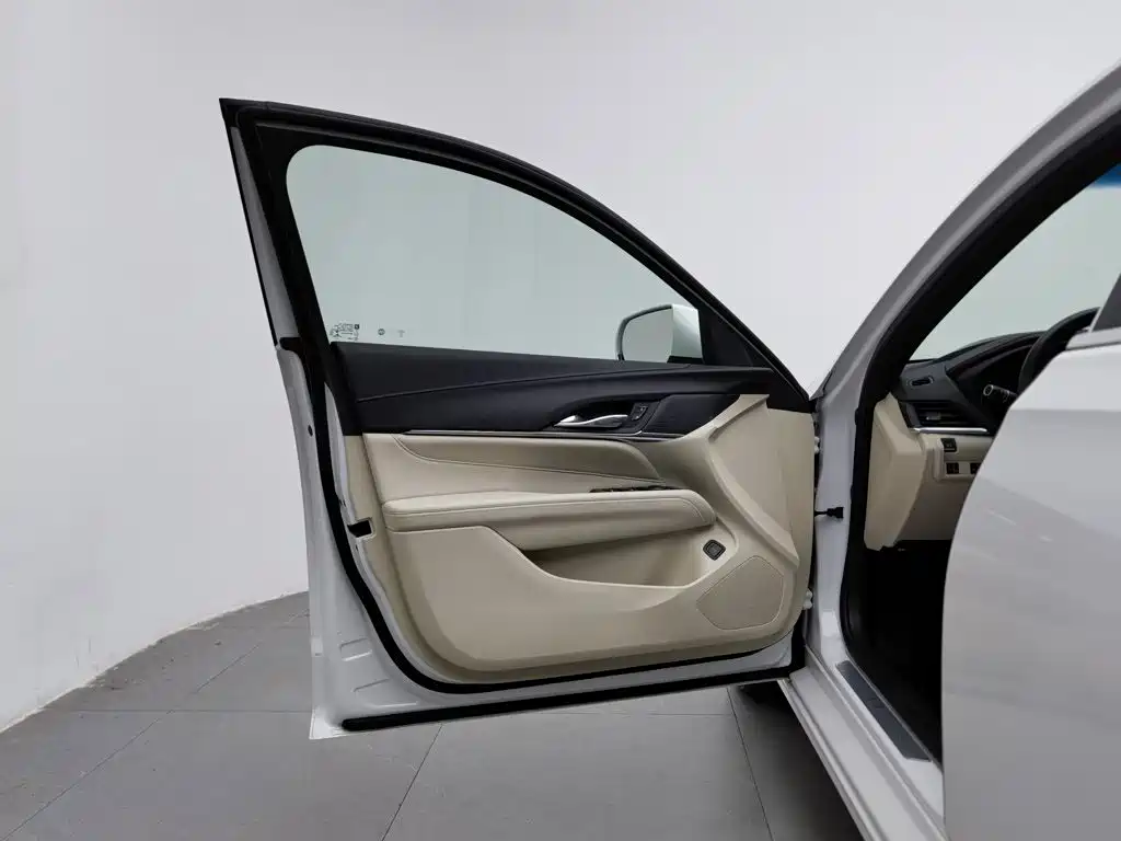 Cadillac CT4 2023 2023 25T Fashion Edition
