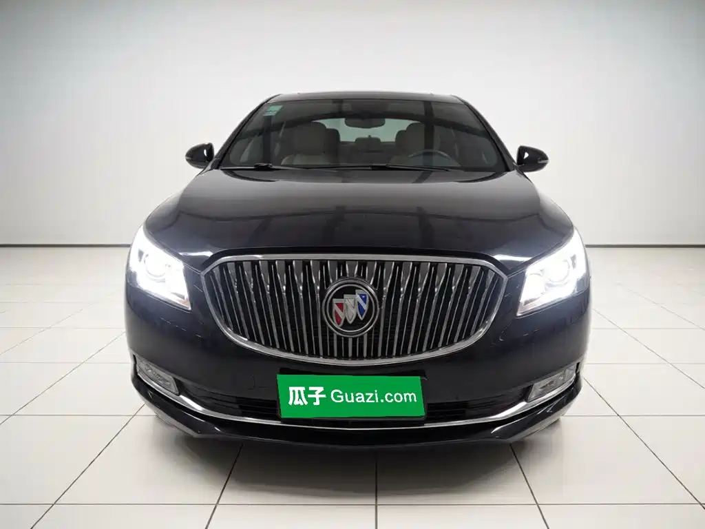 Фото 23 - Buick LaCrosse