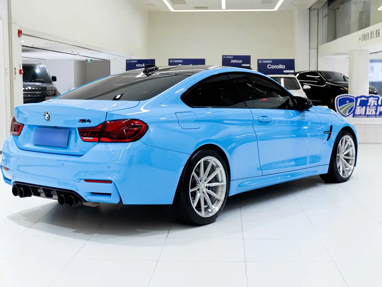 Фото 6 - BMW M4