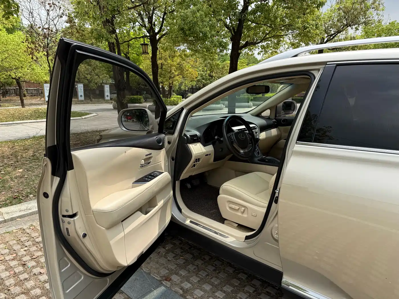 Lexus RX Classic 2012 270 Elegance фото 7