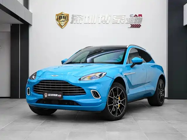 aston-martin dbx