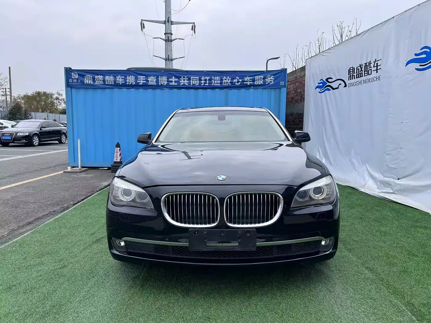 BMW 7 Series 2011 730Li Elegance фото 2