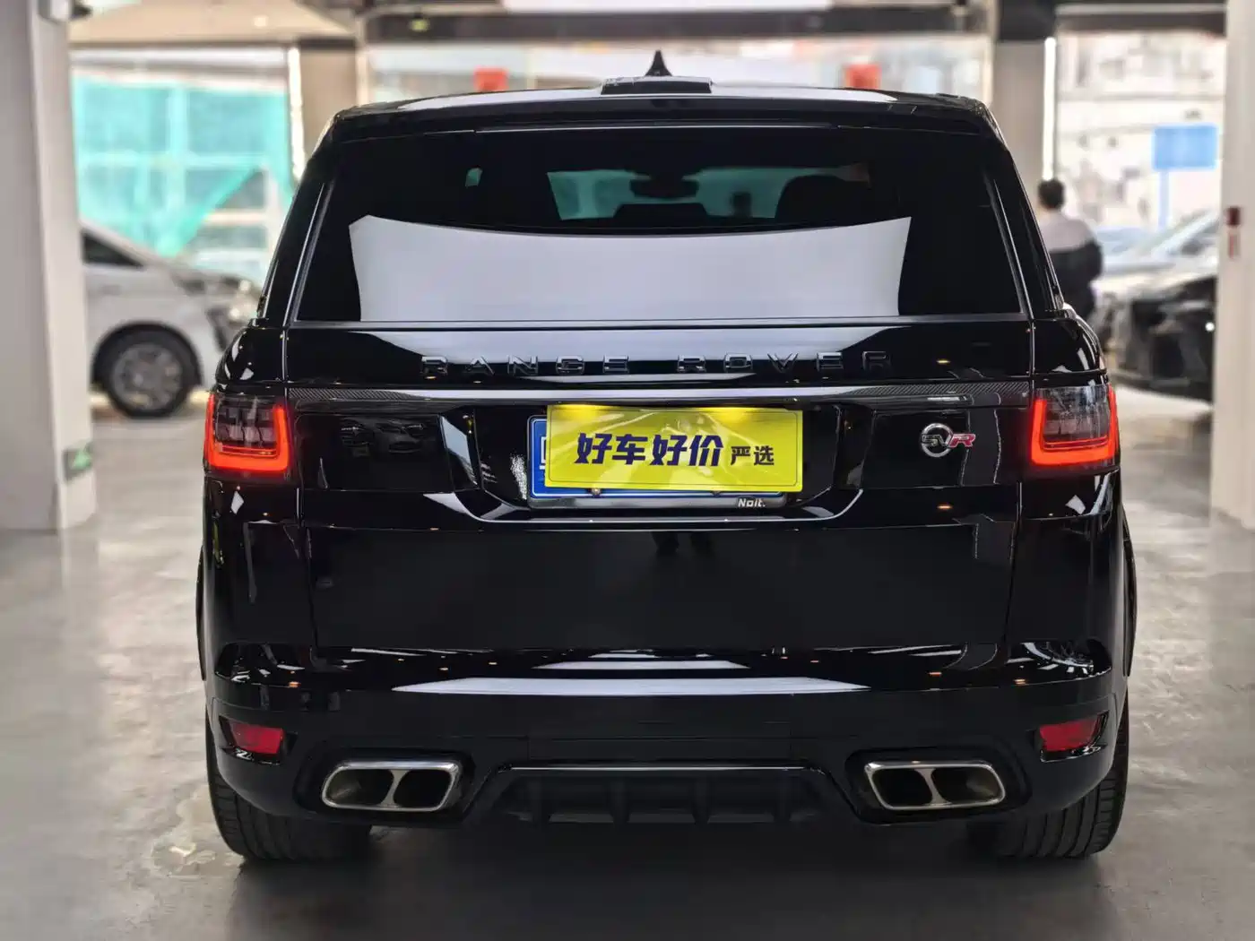 Land Rover Range Rover Sport 2022 5.0 SC V8 SVR фото 4