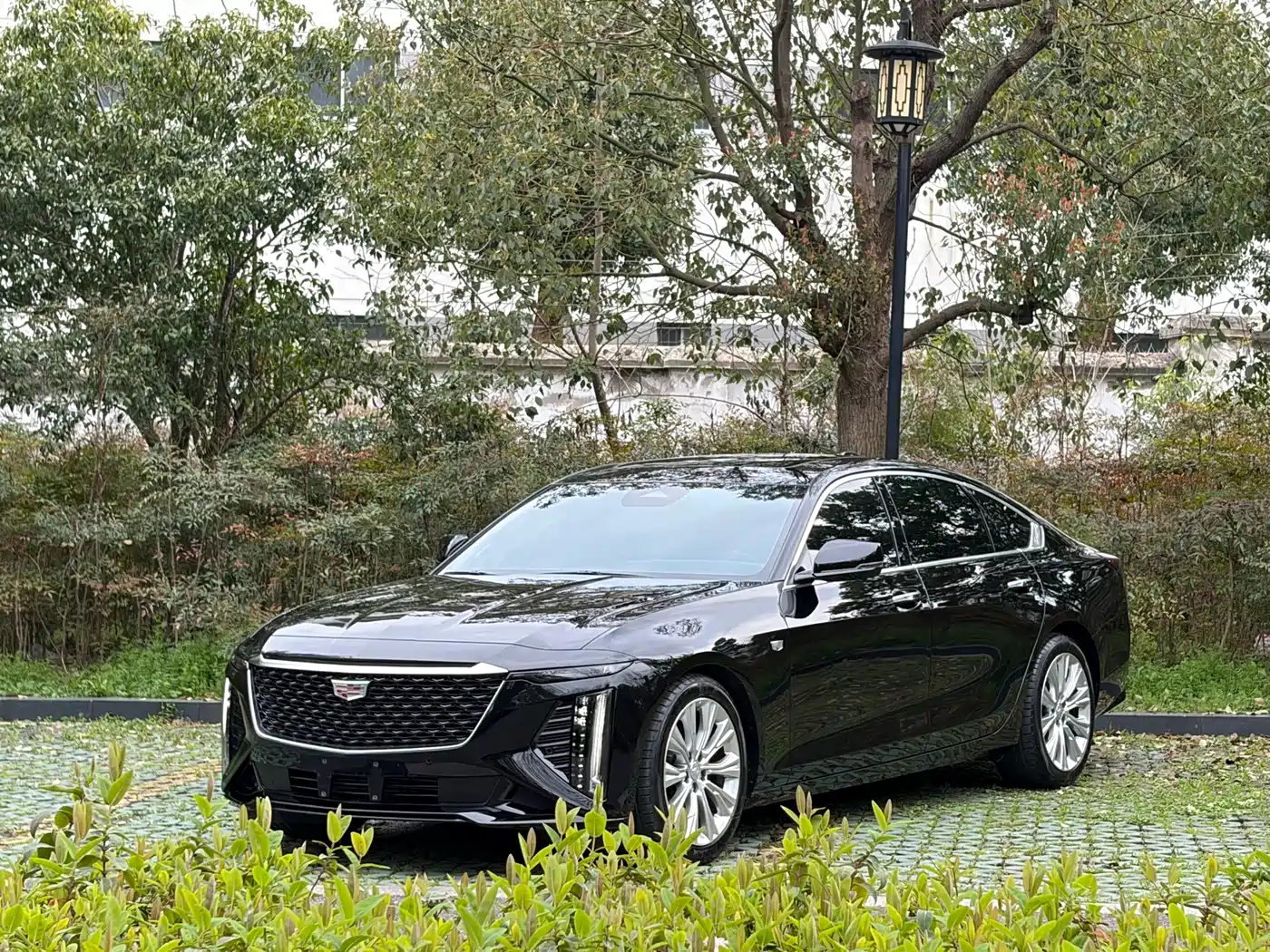 Cadillac CT6 2023 28T Premium Model