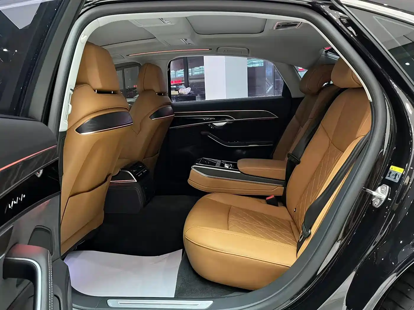 Audi A8 2023 A8L 50 TFSI quattro Exclusive фото 9