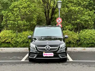Mercedes-Benz V