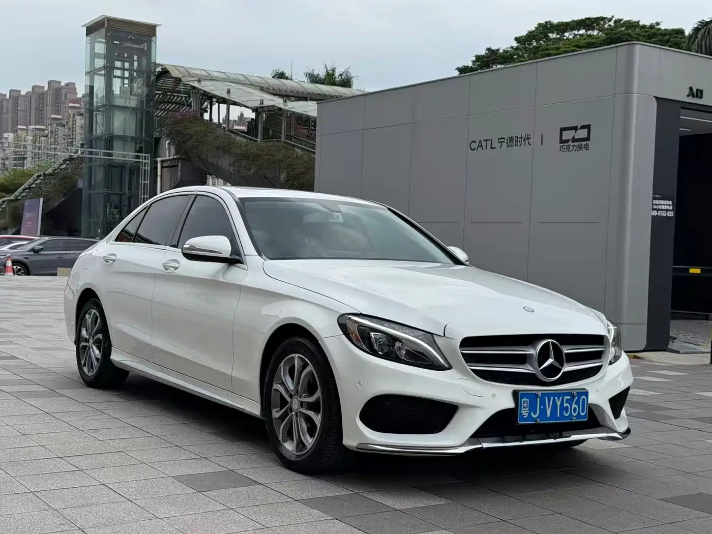 Mercedes-Benz C-Class 2015 C 180 L Sport фото 3