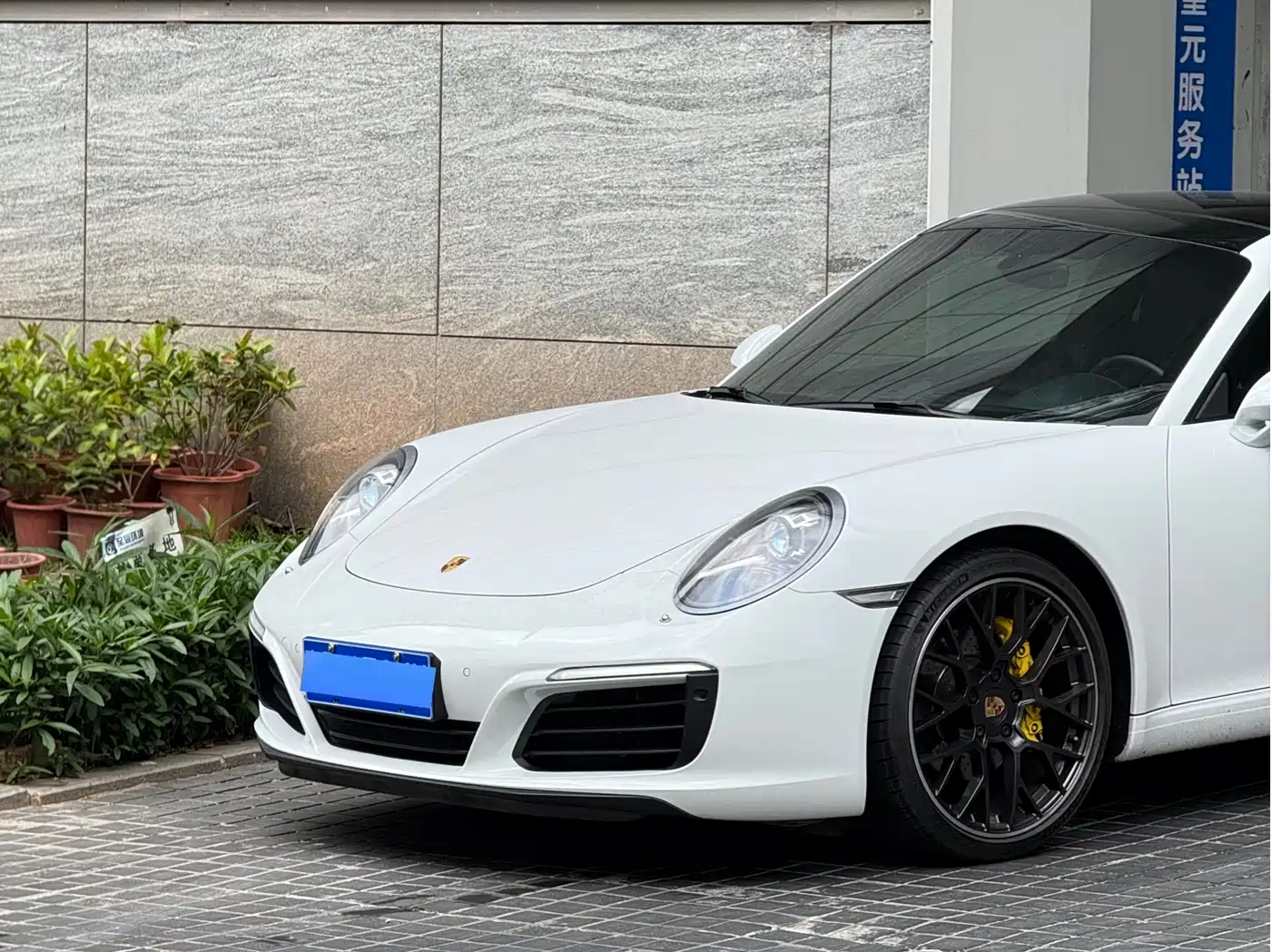 Porsche 911 2016 Carrera 3.0T фото 6