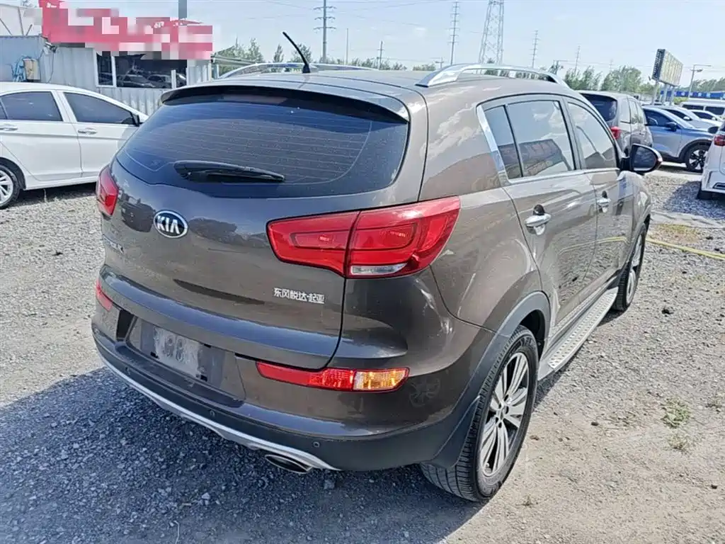 Kia Sportage 2016 2.0L Automatic 2WD DLX фото 7