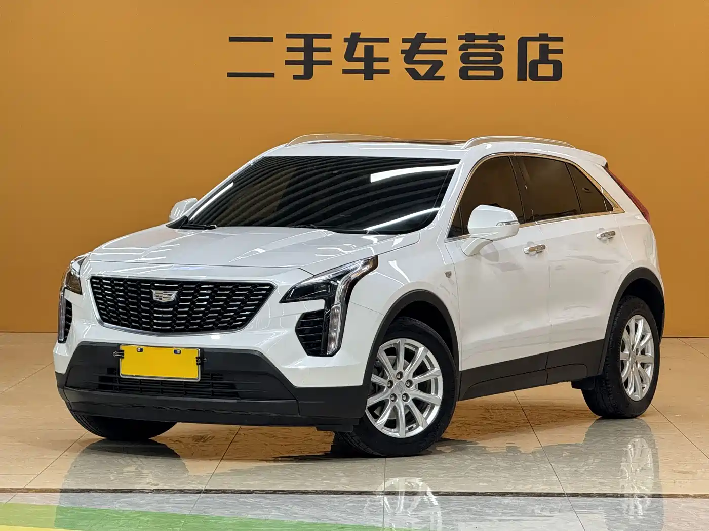CADILLAC XT4