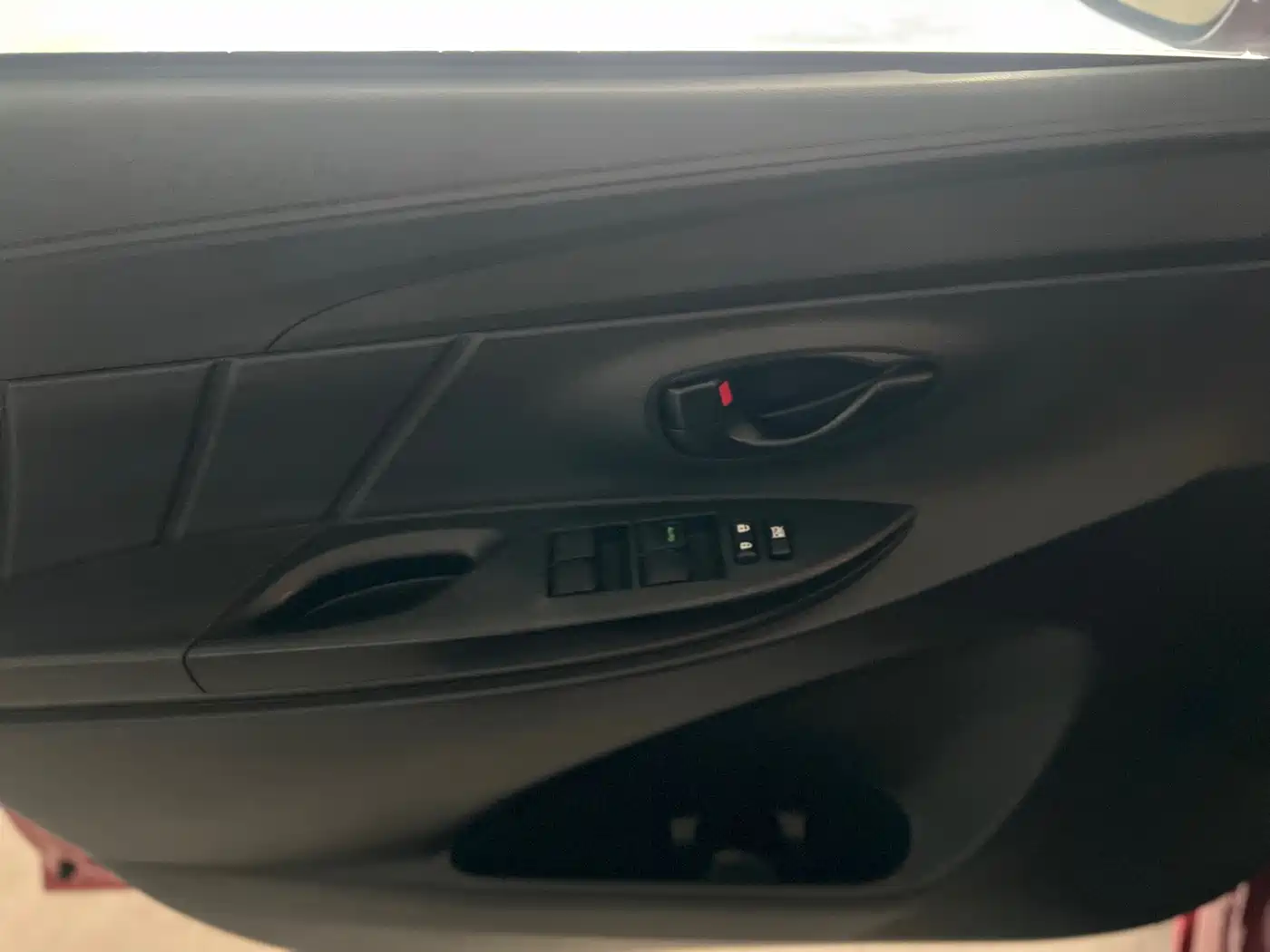 Toyota YARiS L Zhi Xuan 2020 1.5L CVT Leading Edition фото 16