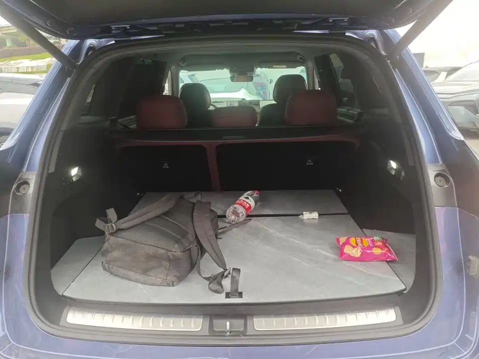 AITO Wenjie AITO M7 2026 Extended Range Max AWD 5-seater фото 8
