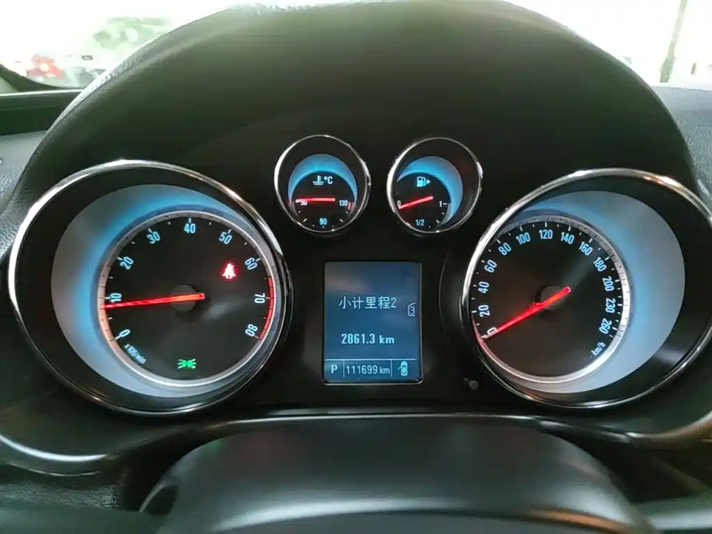 Buick Regal 2015 1.6T Leading Tech Edition фото 12