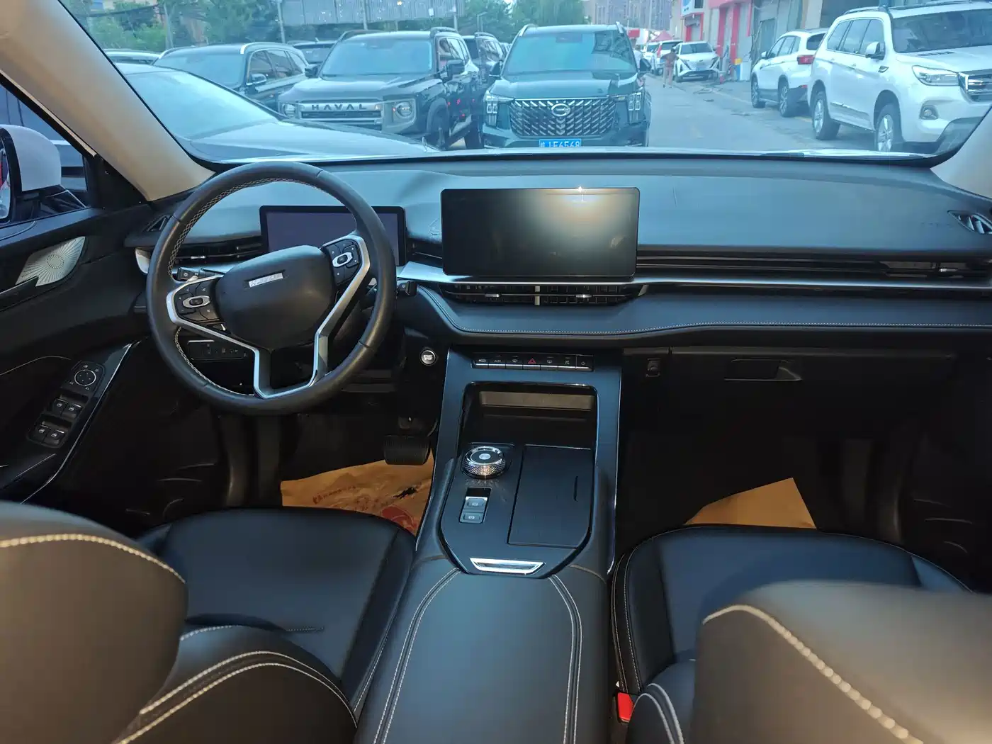 Photo 6 - Haval H6