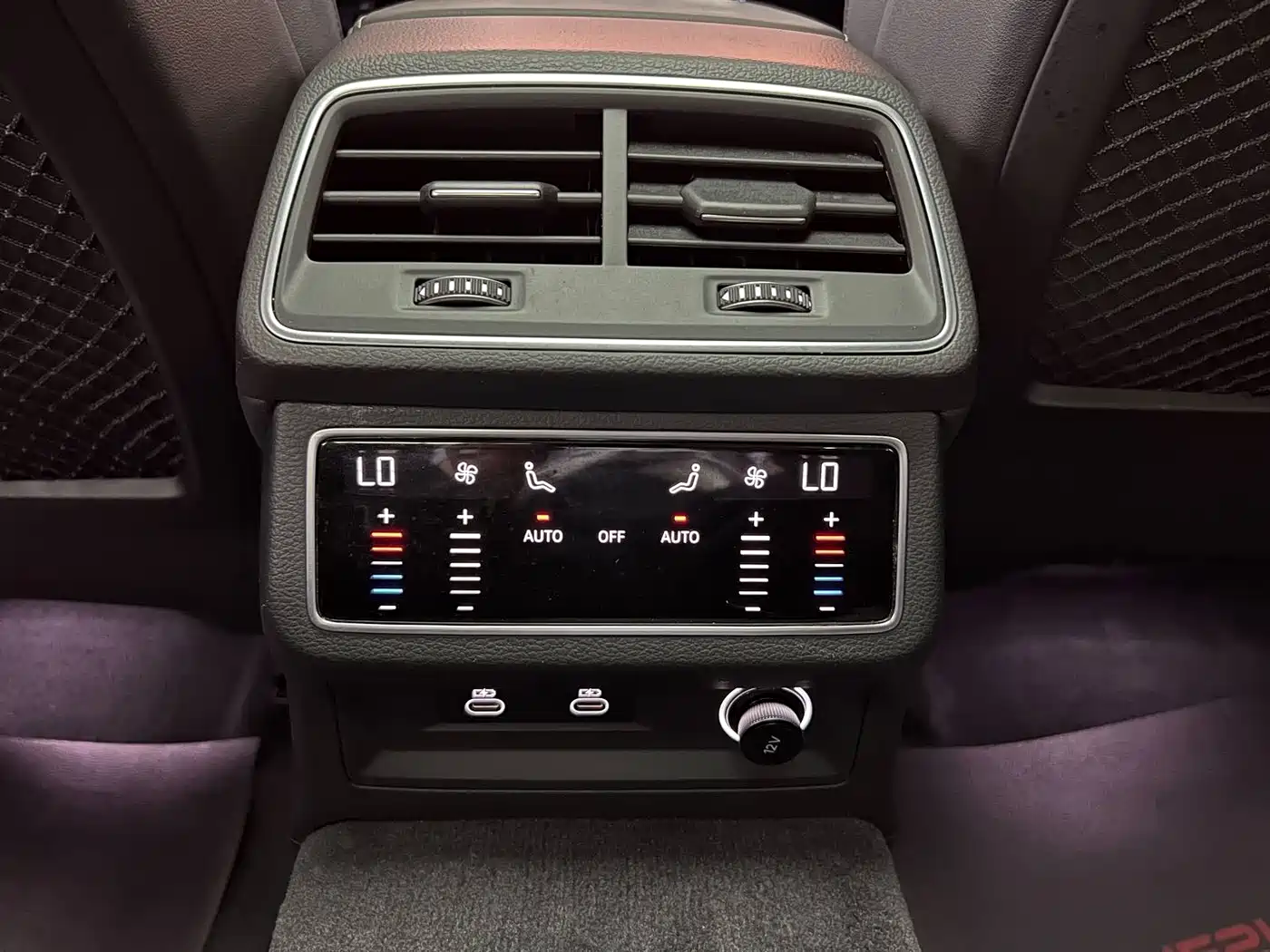 Audi A6L 2024 45 TFSI Premium Dynamic фото 25