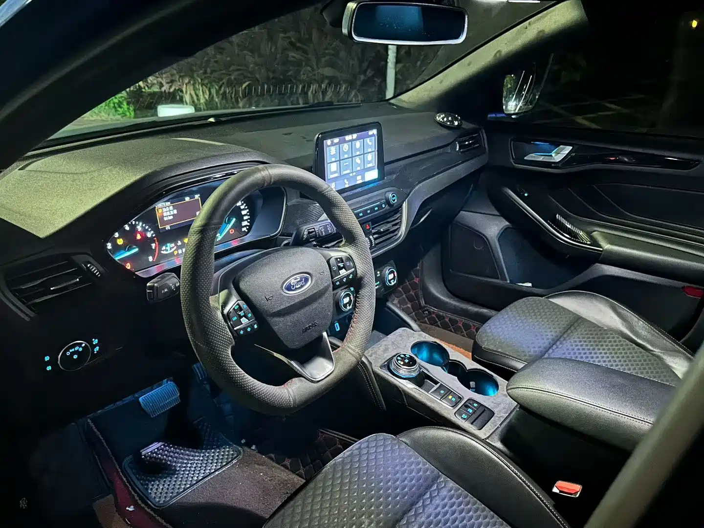 Фото 3 - Ford Focus