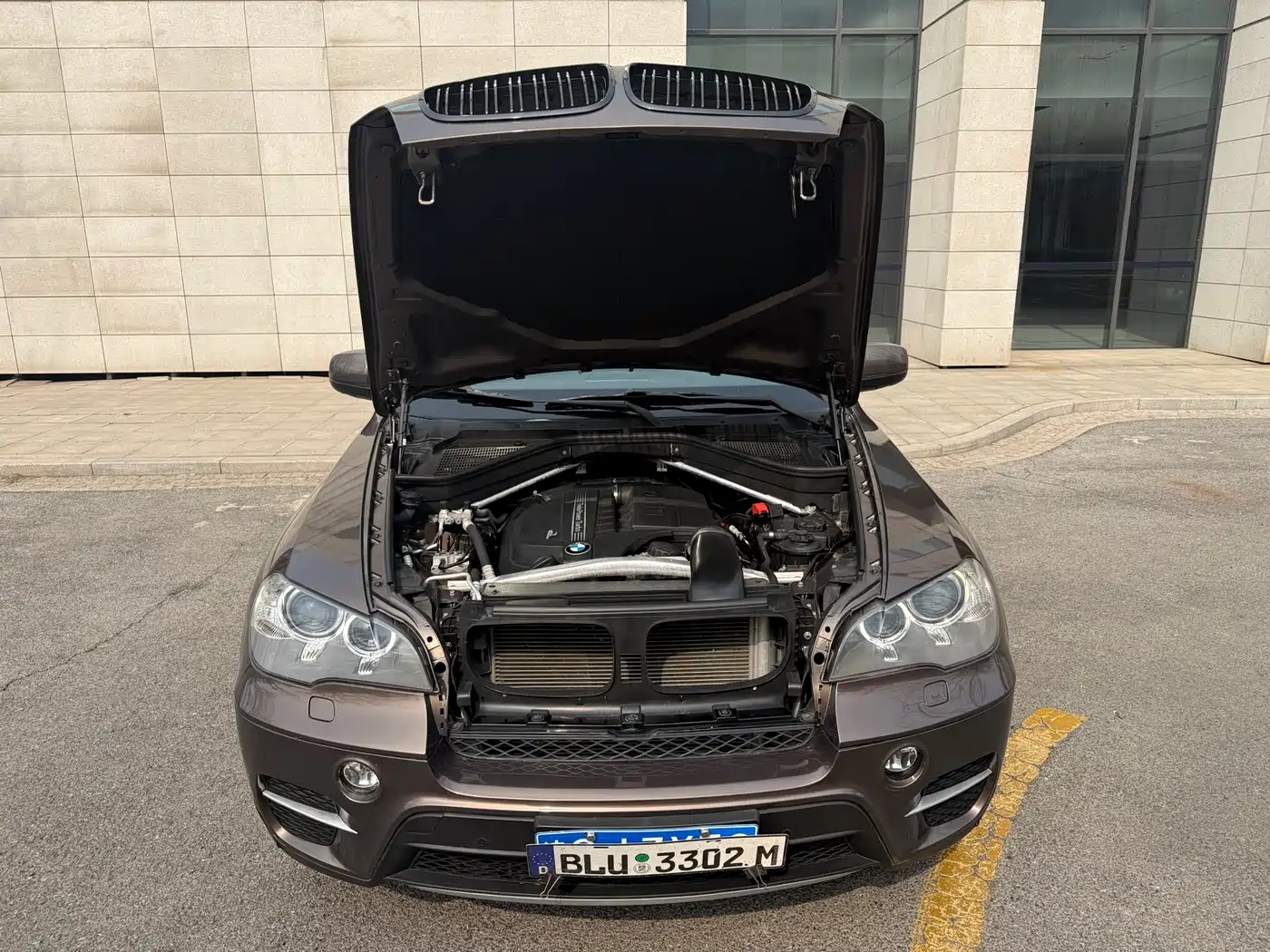 BMW X5 (Import) 2011 xDrive35i Leading Edition фото 15