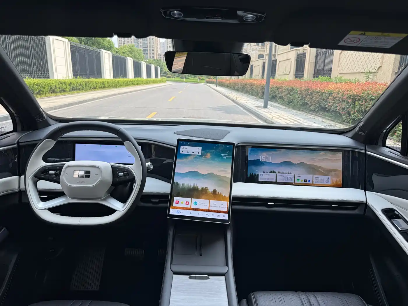 Geely Galaxy Galaxy L7 2024 1.5T 115km MAX Soaring Dragon Edition фото 12