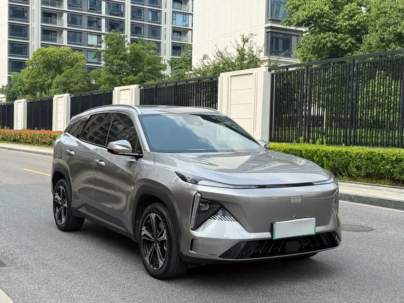 Geely Galaxy Galaxy L7 2024 1.5T 115km MAX Soaring Dragon Edition фото 3