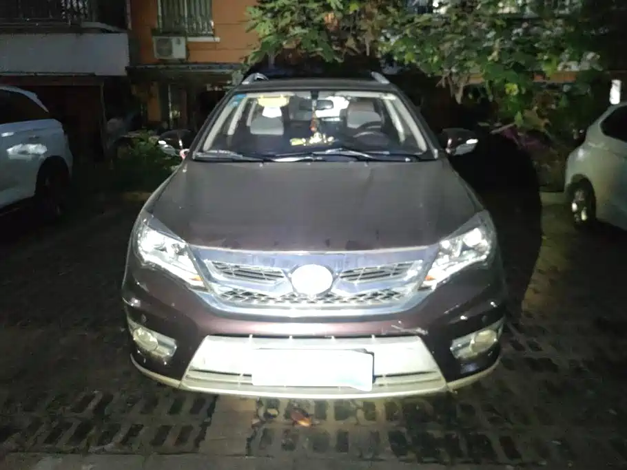 BYD S7 2016 2016 2.0T Automatic Flagship Plus