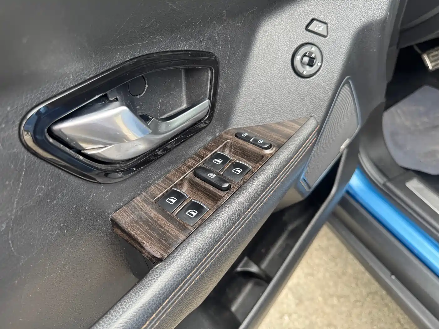 Landwind X7 2016 2015 2.0T Panoramic Flagship Edition