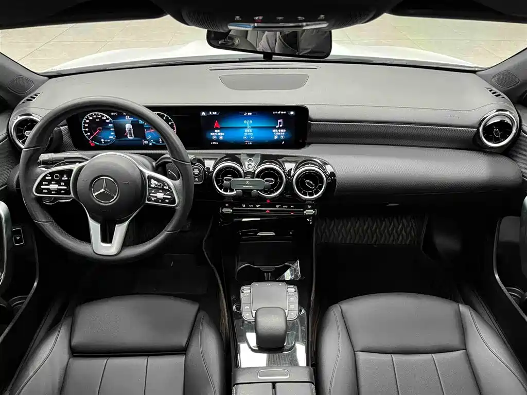 MERCEDES-BENZ A CLASS