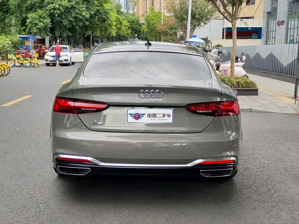 Фото 5 - Audi A5 (Import)