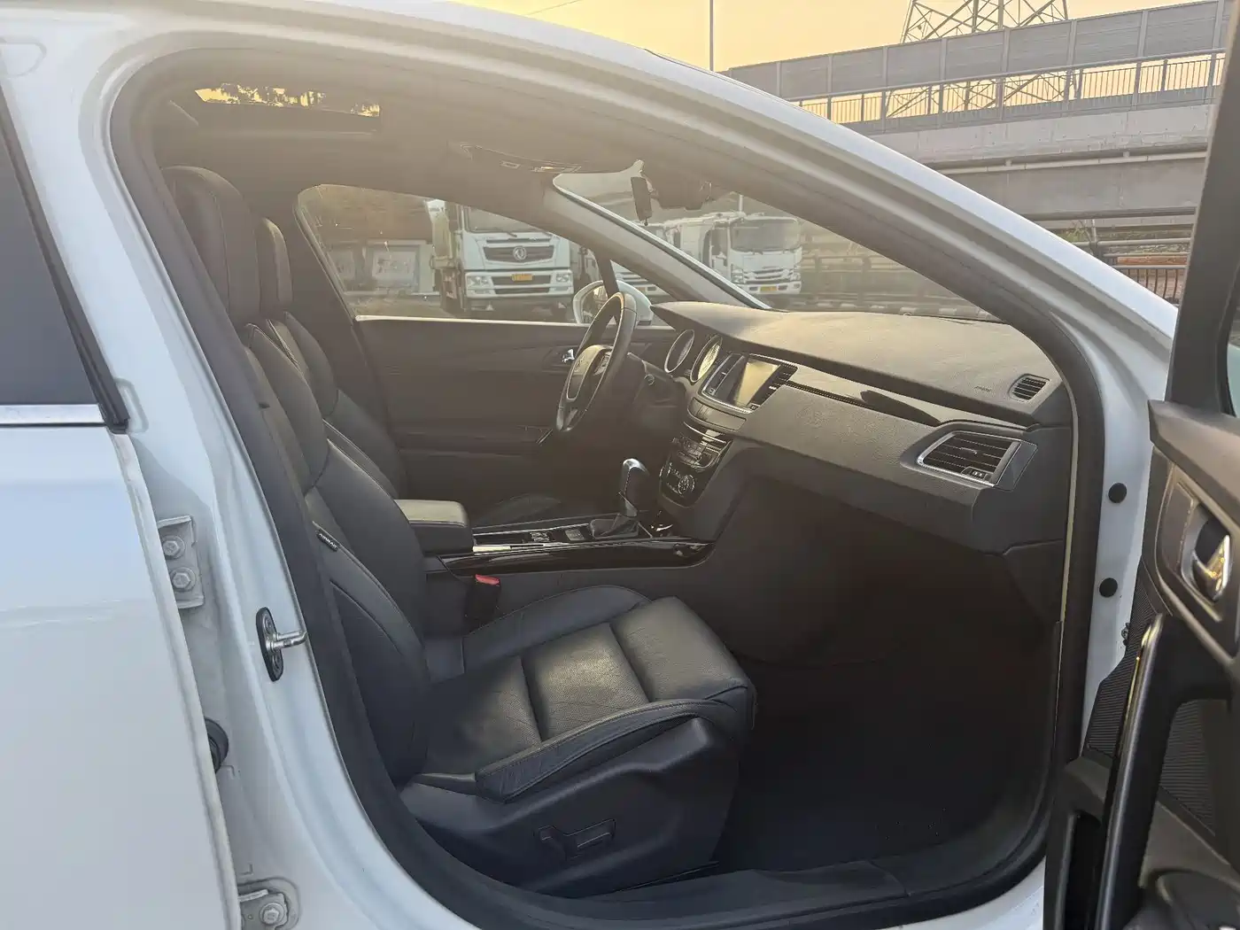 Peugeot 508 2016 1.6THP Automatic Smart Edition фото 11