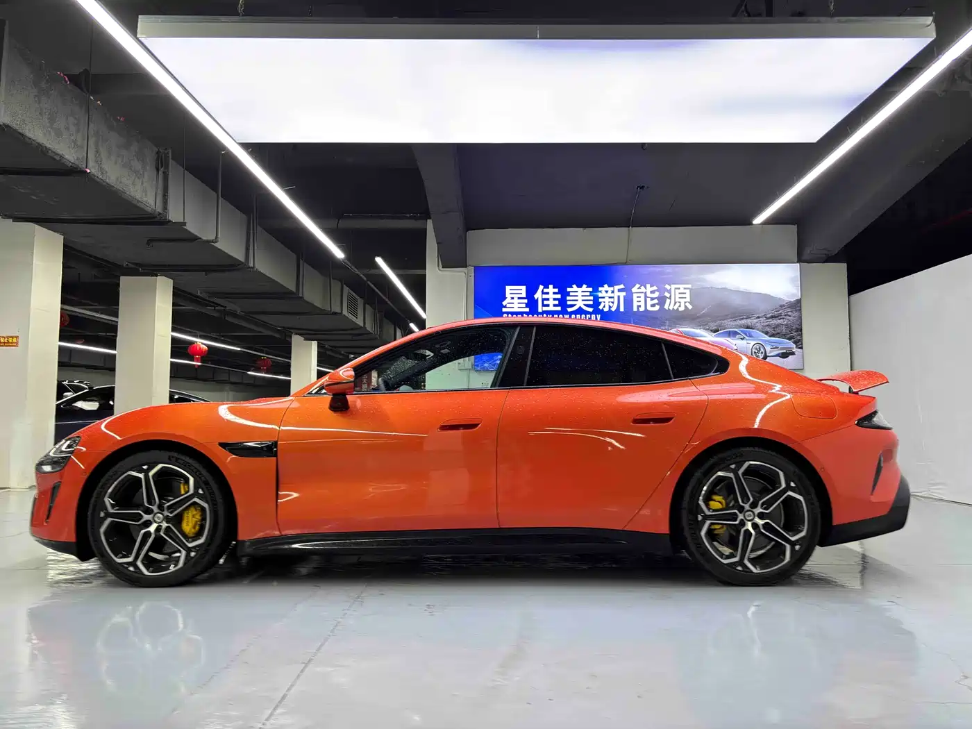 XIAOMI CAR XIAOMI SU7