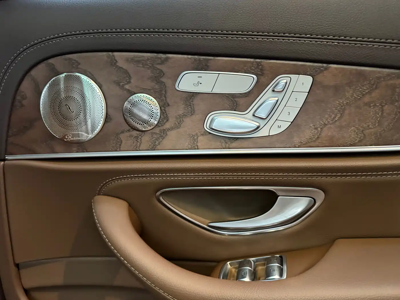 Mercedes-Benz E-Class 2022 Second Facelift E 300 L Luxury фото 13