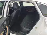 Photo 11 - Buick Verano