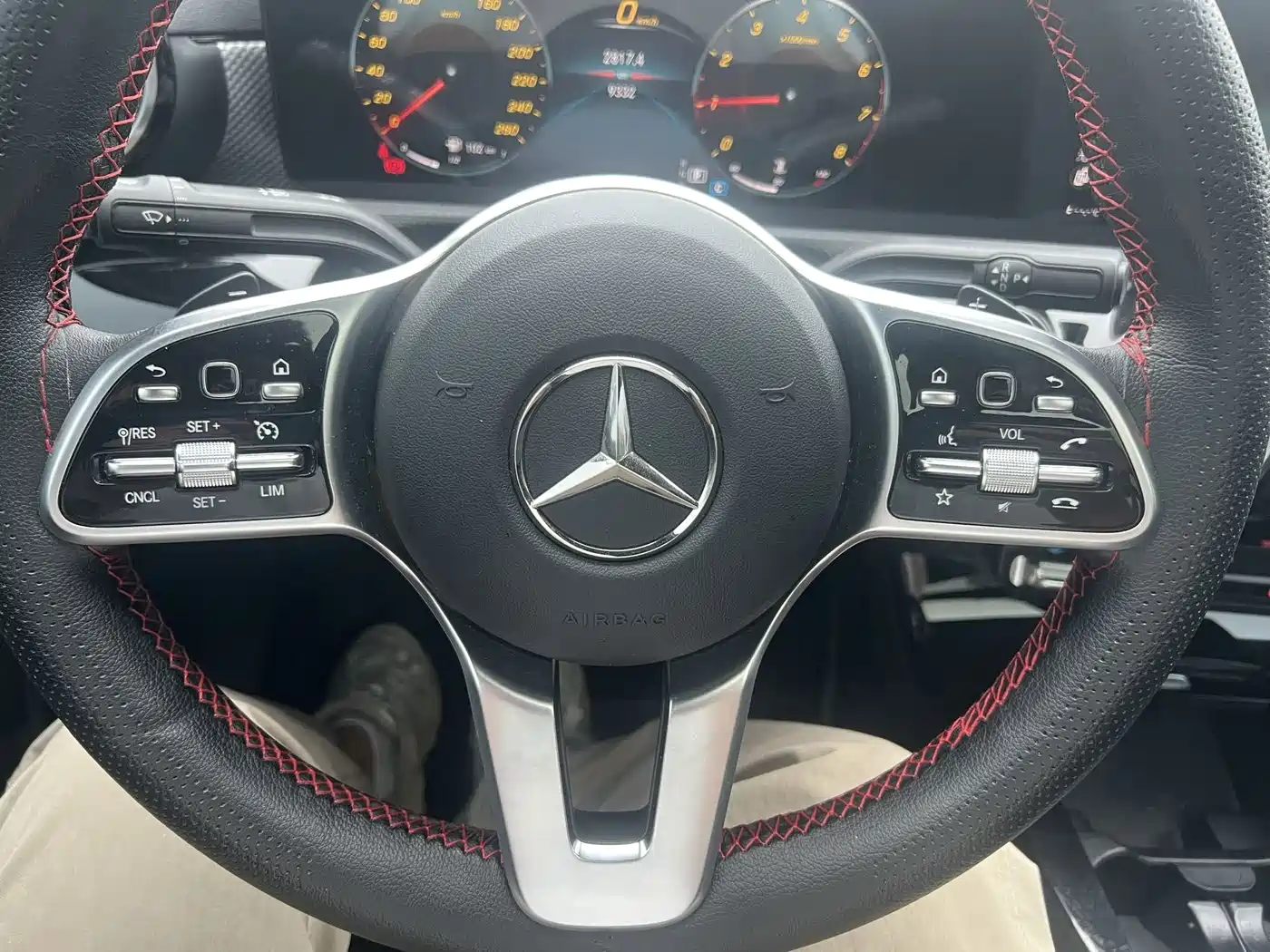Фото 12 - Mercedes-Benz A-Class