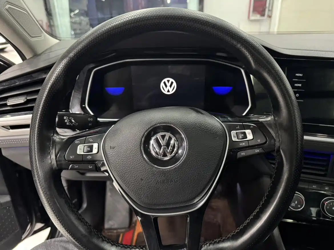 Volkswagen Sagitar 2021 200TSI DSG Surpassing Edition фото 11