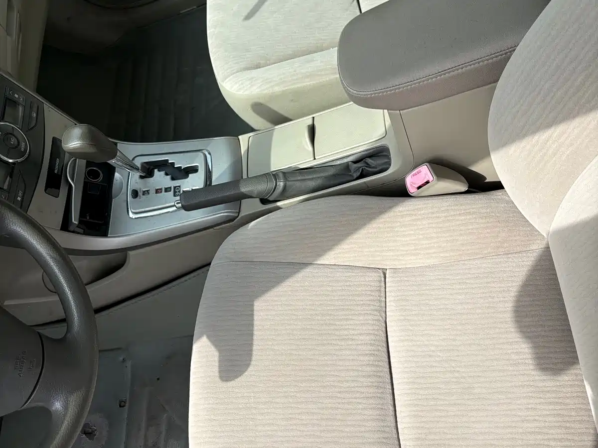Toyota Corolla 2009 1.6L Automatic GL Sunroof Special Edition фото 9