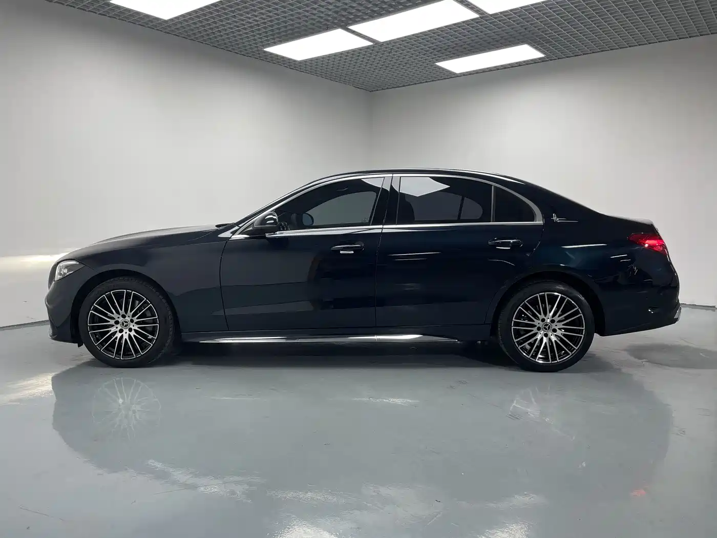 Mercedes-Benz C-Class 2024 C 260 L Sport фото 4
