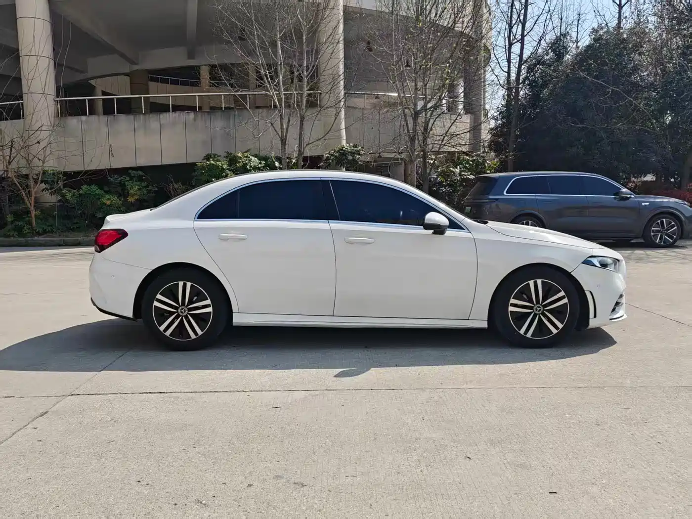Mercedes-Benz A-Class 2020 A 180 L Sport Sedan фото 4