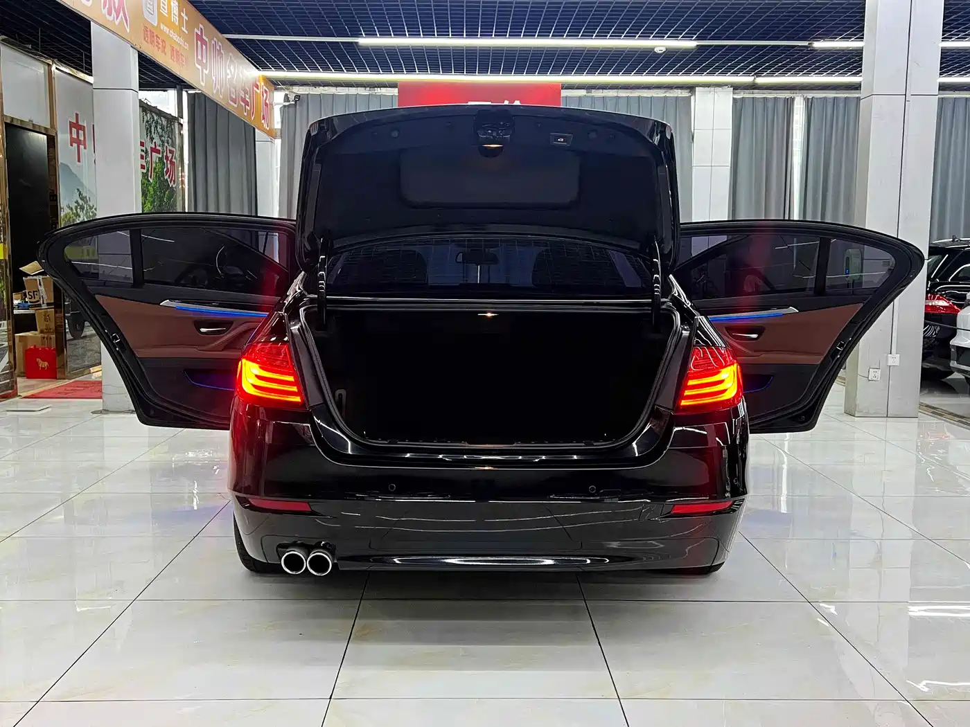 BMW 5 Series 2017 520Li Classic Edition фото 7