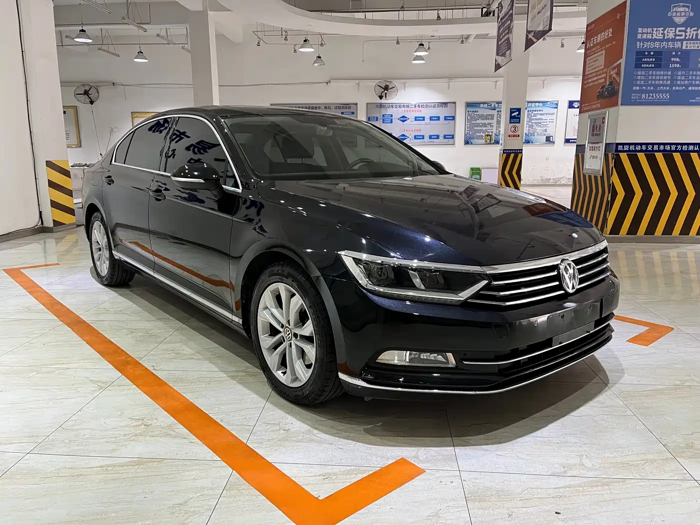Volkswagen Magotan 2018 380TSI DSG Luxury фото 3