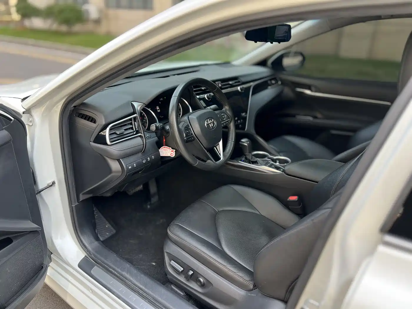Toyota Camry 2019 2.5G Luxury Edition China VI фото 4