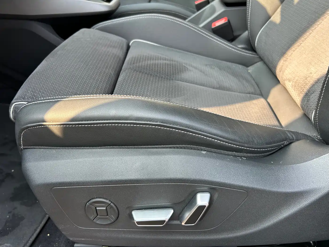 Audi Q5 e-tron 2024 2023 40 e-tron Shining Edition Mecha Package