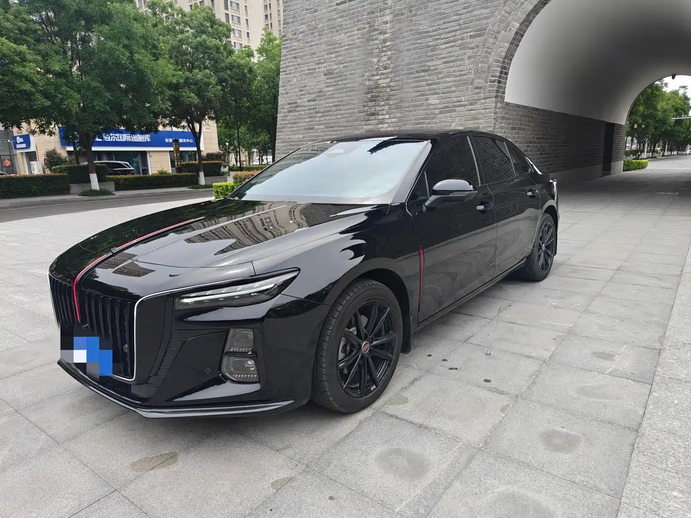 Hongqi H5 2025 2.0T Automatic Mystic Shadow