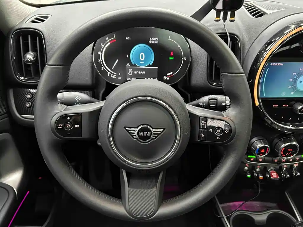 MINI COUNTRYMAN 2023 2023 1.5T COOPER ALL4 Connoisseur