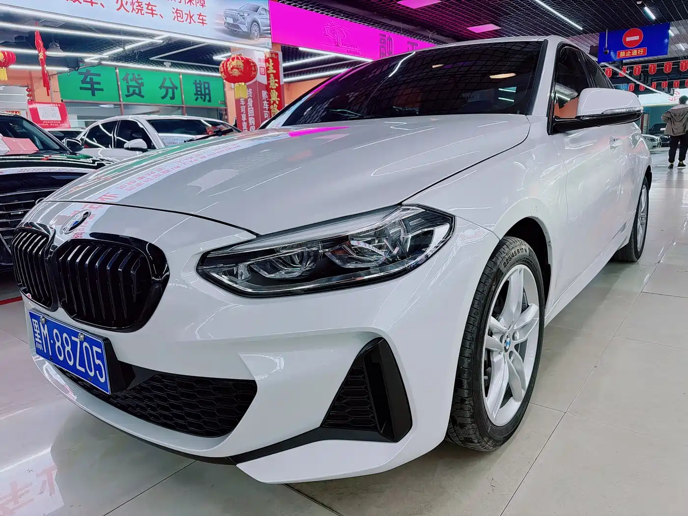 BMW 1 Series 2021 120i M Sport Shadow Edition