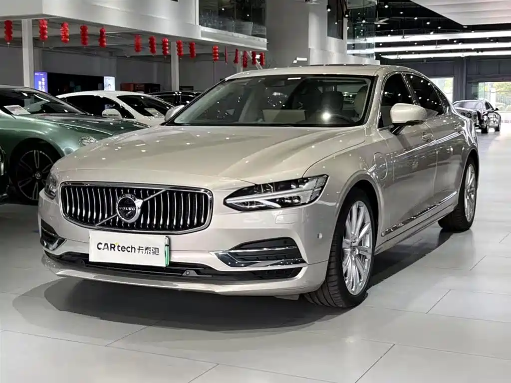 VOLVO S90 PLUG IN HYBRID