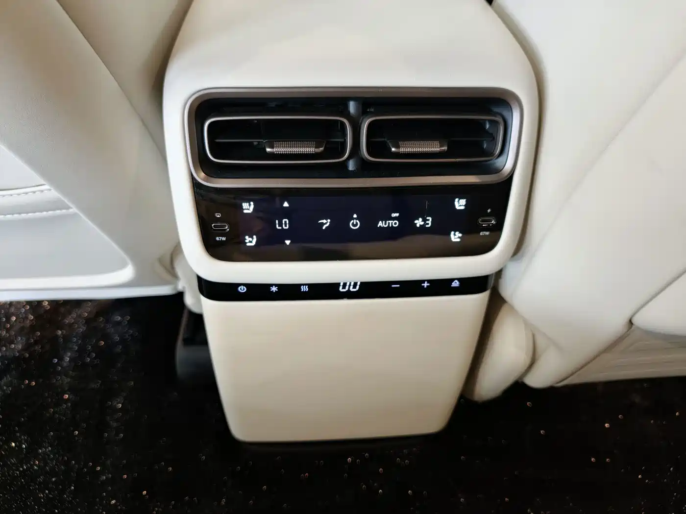 Li Auto i6 2026 2025 4WD Base Model