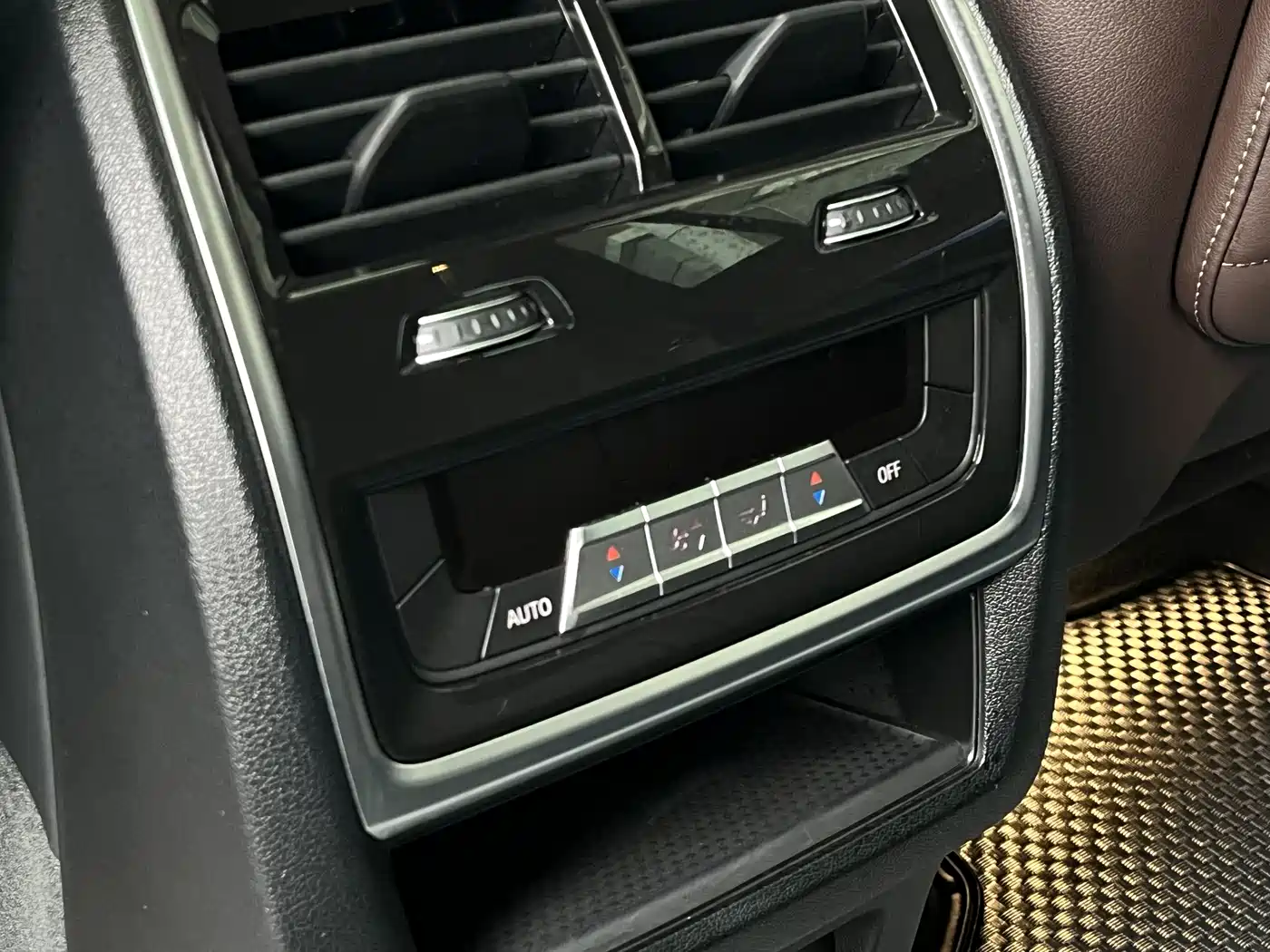 BMW X5 2022 Facelift xDrive 40Li M Sport Package фото 23