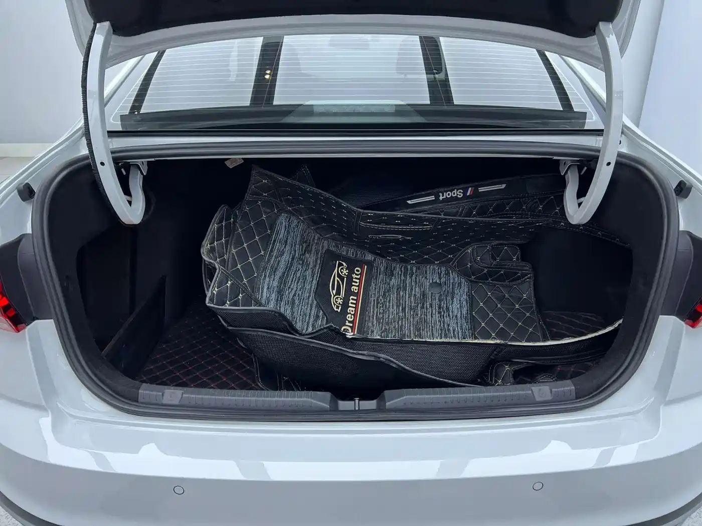 Volkswagen Bora 2023 Model 280TSI DSG Comfort Edition фото 23